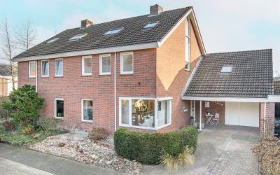 Zilverschoon 82
