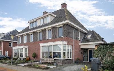 Refterstraat 8