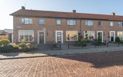 van Diggele. 17