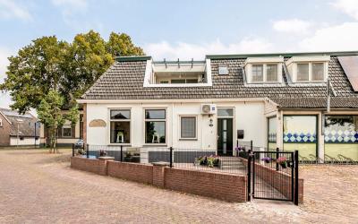 Dorpsweg 48
