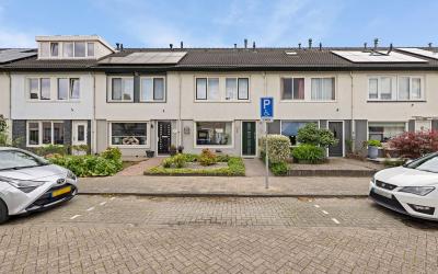 Maasstraat 12