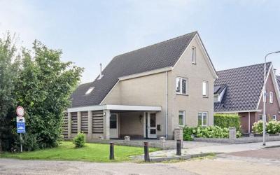 Westakker 16
