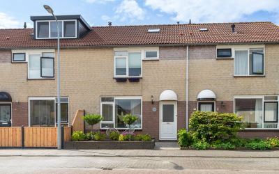 De Schroef 7