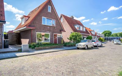 Emmastraat 16
