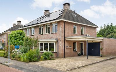 Steendijk 12