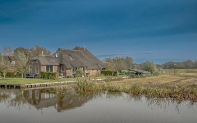 Dwarsgracht 12