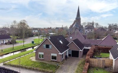 Broeksteeg 1