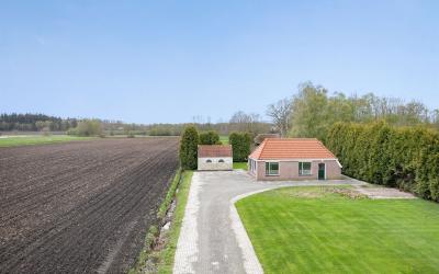 Middenweg 2