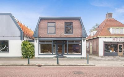 Hoofdstraat. 48