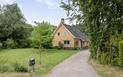Dorpsstraat 27