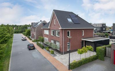 Oebele Stel. 4