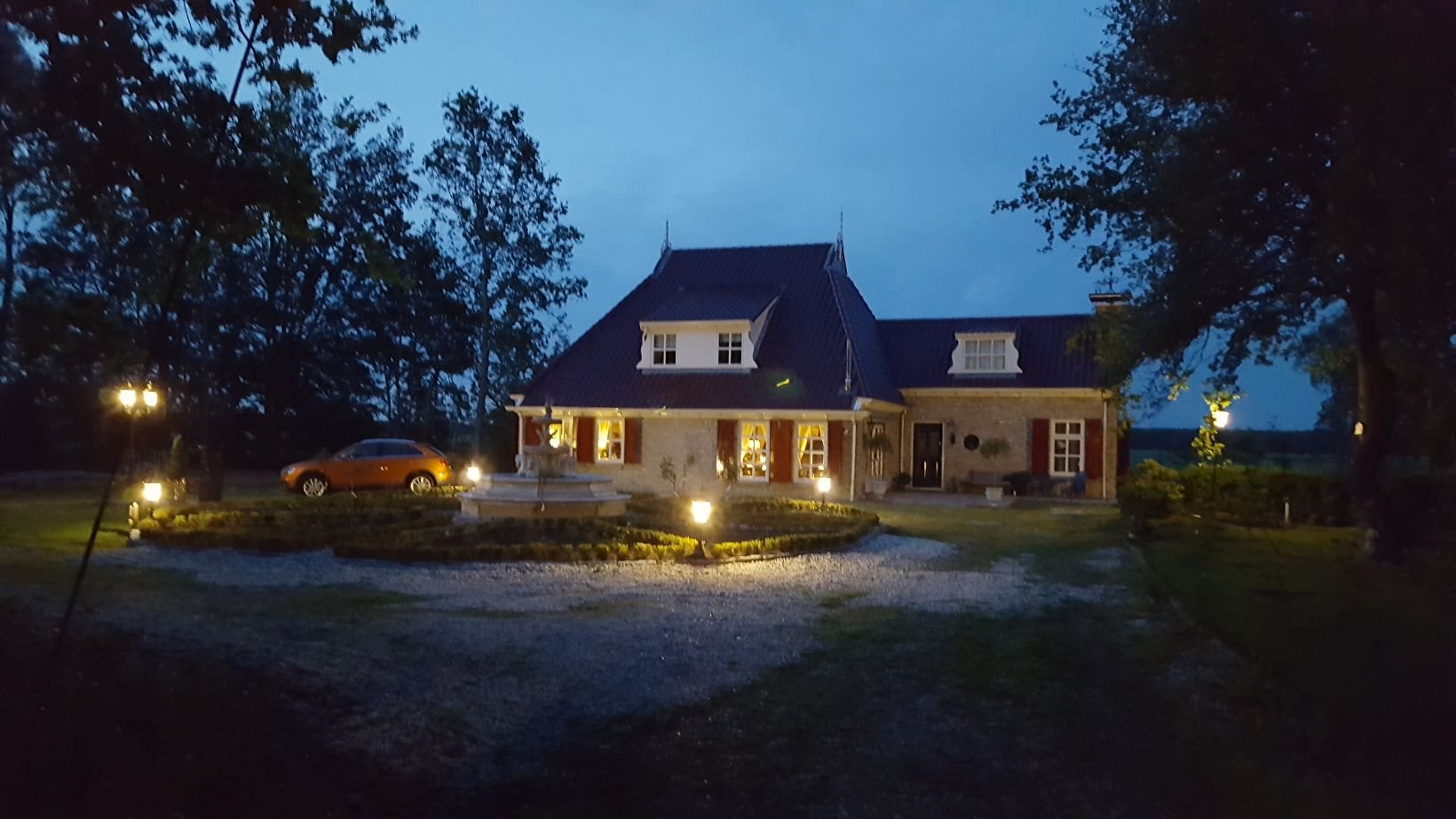 Vrijstaande woning te koop: Hooilanden 4, Luinjeberd