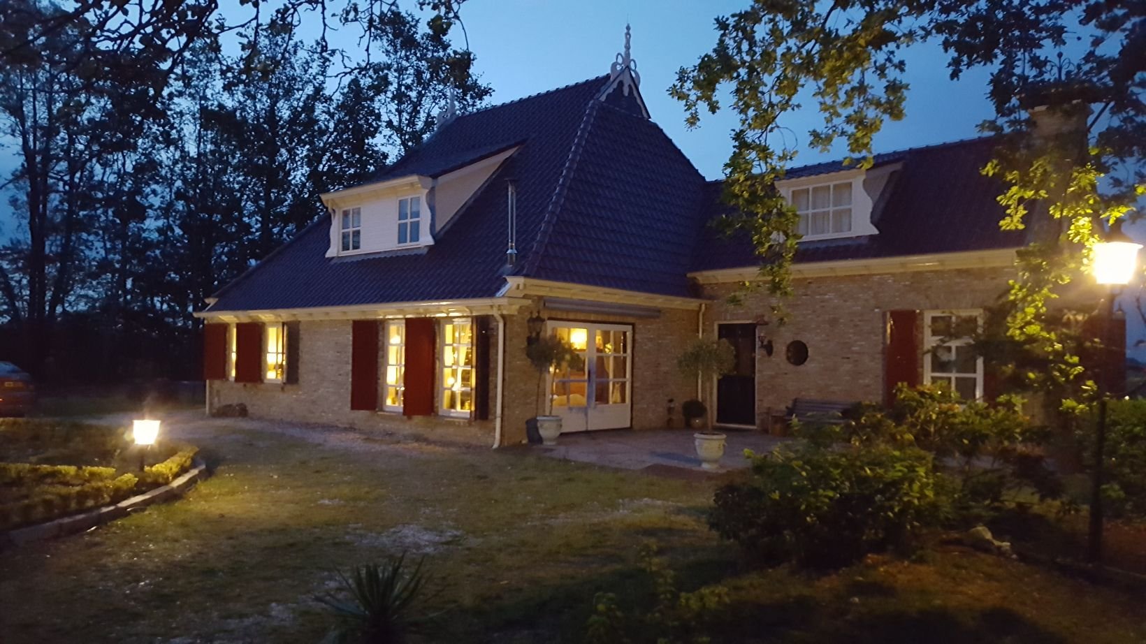 Vrijstaande woning te koop: Hooilanden 4, Luinjeberd