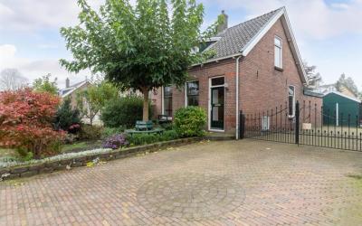 Spoorsingel 57
