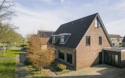 Helmhout 18