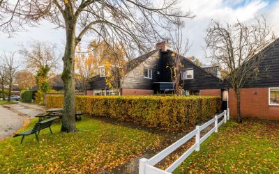De Eker 4