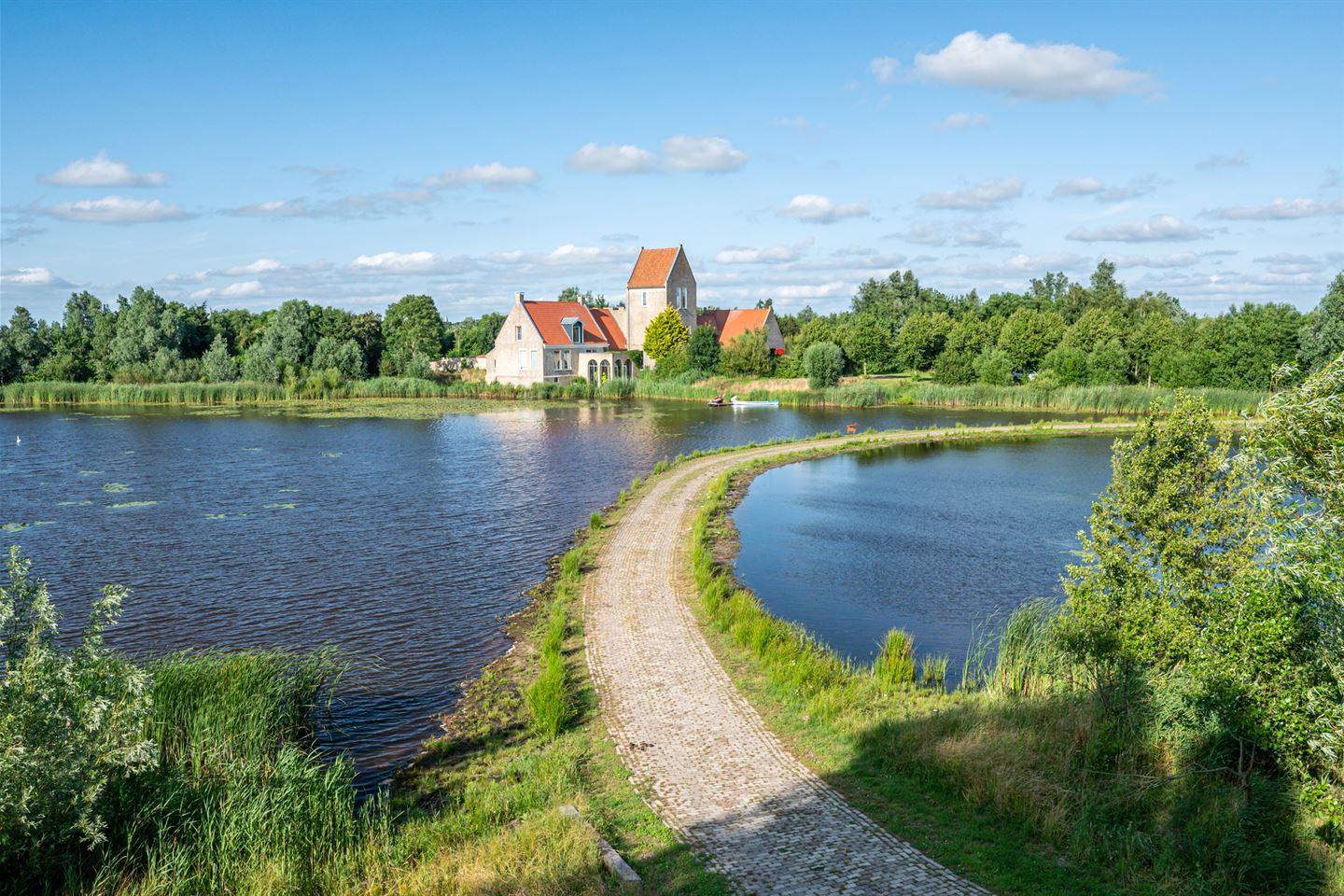 Vrijstaande woning te koop: Wieldyk 10, Mirns
