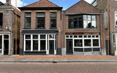 Kruizebroederstraat 25