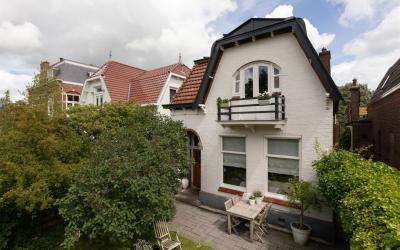 Almastraat 4