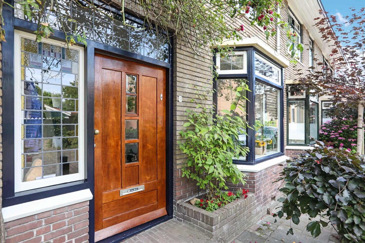 Hoekwoning te koop: Sophiastraat 3, Sneek