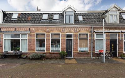 2e Woudstra. 15