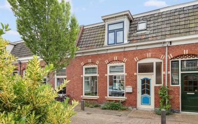 3e Woudstra. 48