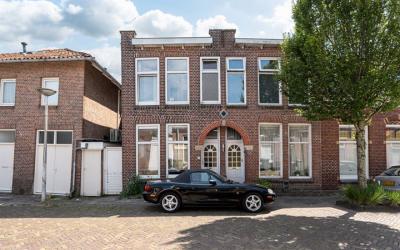 3e Woudstra. 56