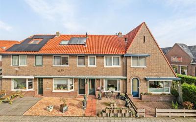 Burgemeester Okmastraat 4