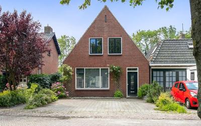 Dorpsstraat 8