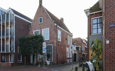 Nieuweburen 66