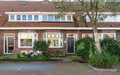 Pioenstraat 6