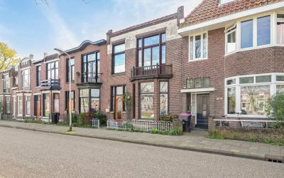 Spoorstraat 16