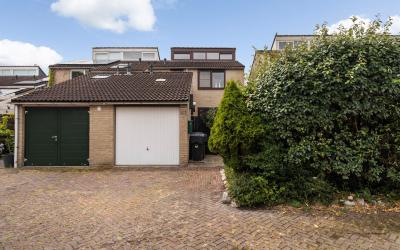 Ereprijs 81