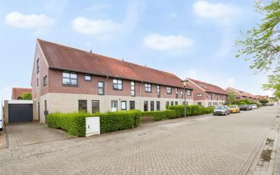 Frouwesân 38