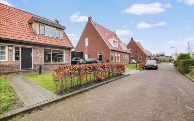 Oosterhouts. 18