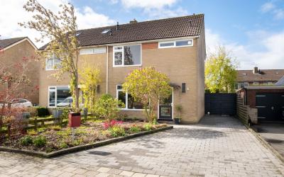 Mieddyk 76