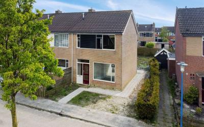 De Stringen 10