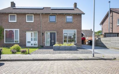 van Loonstraat 19
