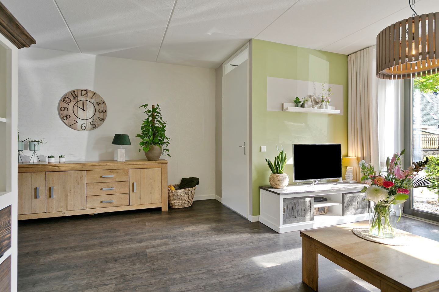 Tussenwoning te koop: Meerkoetstraat 29, Drachten