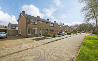 De Zwaden 19