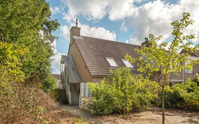 De Twee Geb. 219