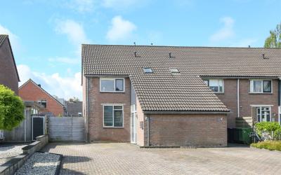 De Houtduif 79