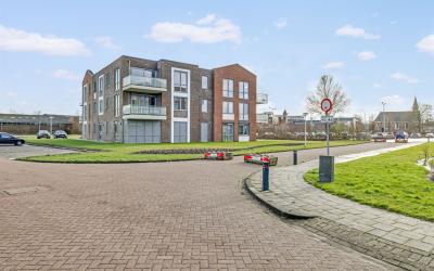 Baansein 51