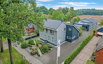 Tsjerkewâl 28