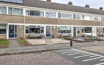 Willem Bart. 25