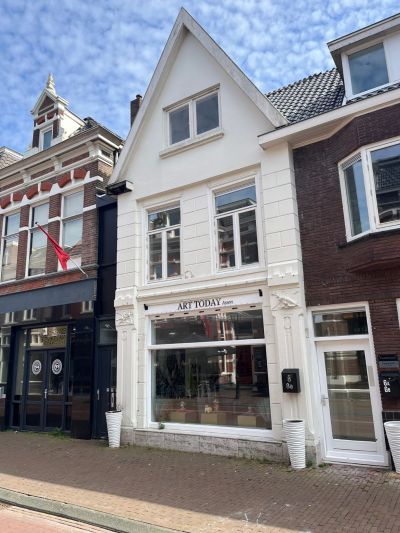 Kerkstraat 8