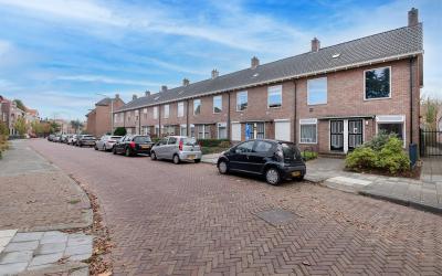 Oranjestraat 8