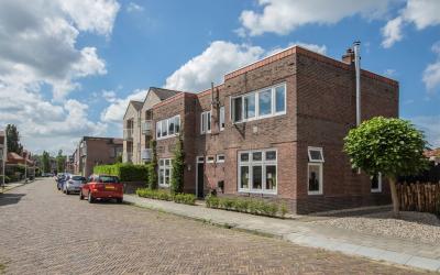 Oosterhouts. 38