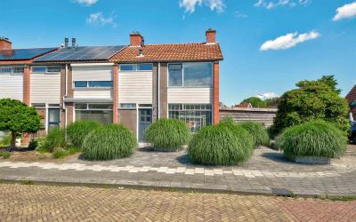 Stadhouders. 24