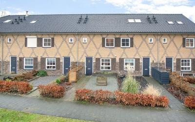 Koningsmant. 76